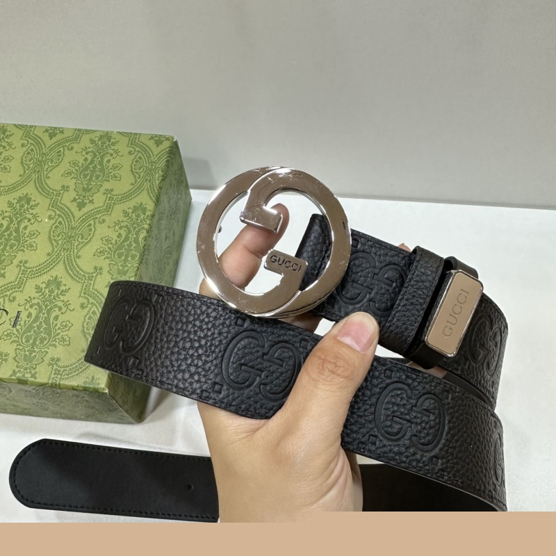 G*u*i belts